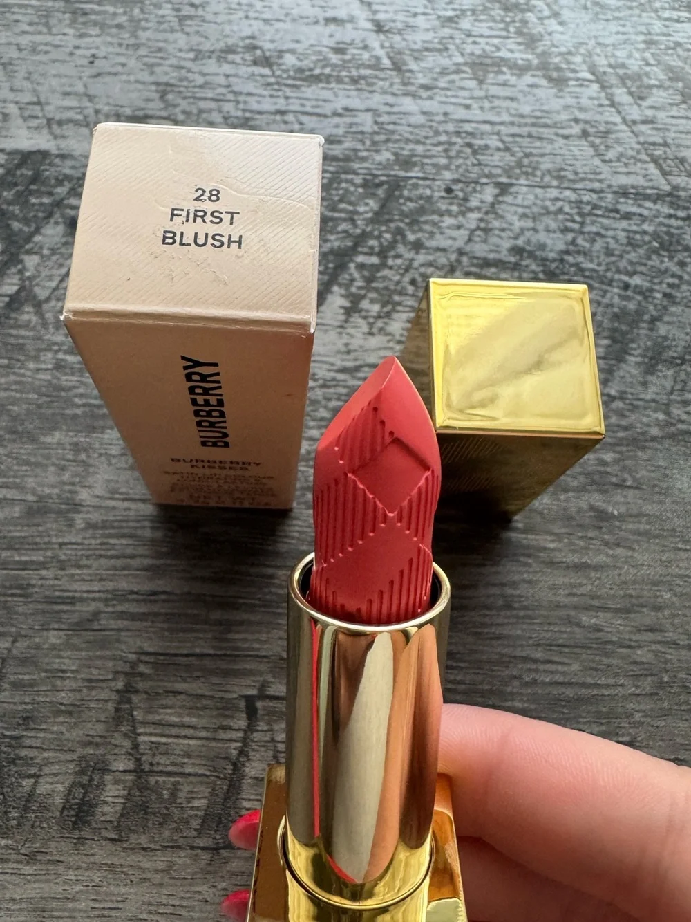 Burberry Kisses Satin Lip Colour Lipstick 28 First Blush (NIB)